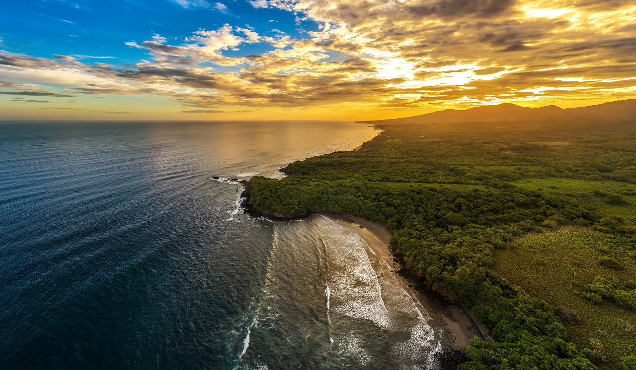 Costa salvadoreña
