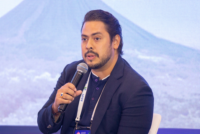 Panel de innovación corporativa en San Salvador